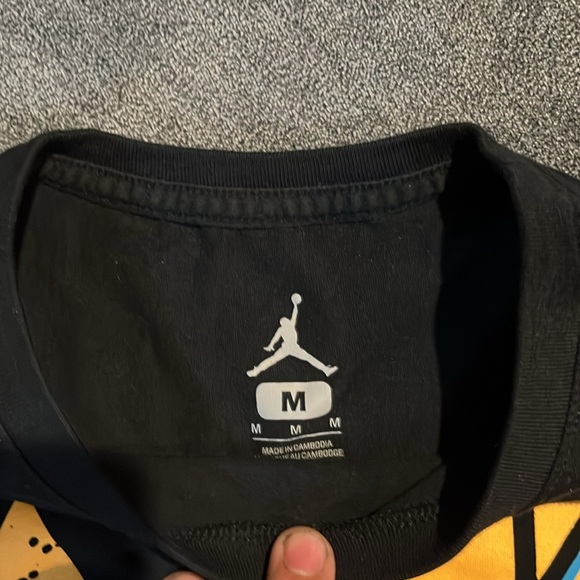 Nike tee. - Picture 2 of 2